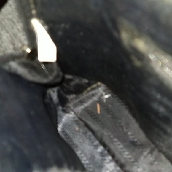 NYC ACCESSORY PURSE - Picture 7 of 8